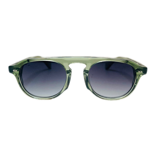 The 4AM FUKUOKA 15:00 series features stylish aviator sunglasses that blend casual elegance with a unique military green transparent design.